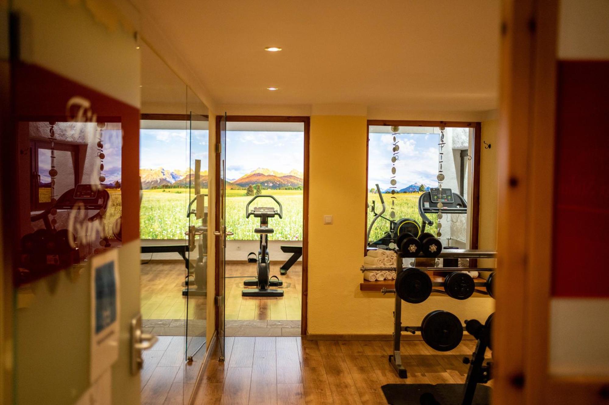 Parkhotel Wallgau 4 Sterne Superior Alpenjuwel Mit Spa Genuss, Golf & Wellness In Der Karwendel-Region Tradition Trifft Eleganz Im Stilvollen Rueckzugsort Luaran gambar