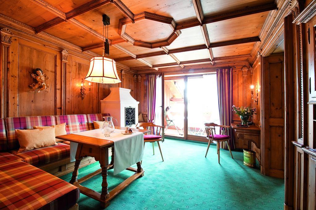 Parkhotel Wallgau 4 Sterne Superior Alpenjuwel Mit Spa Genuss, Golf & Wellness In Der Karwendel-Region Tradition Trifft Eleganz Im Stilvollen Rueckzugsort Luaran gambar