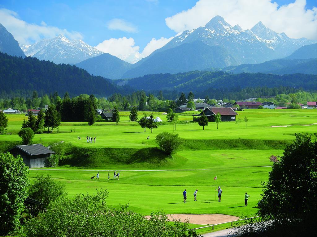 Parkhotel Wallgau 4 Sterne Superior Alpenjuwel Mit Spa Genuss, Golf & Wellness In Der Karwendel-Region Tradition Trifft Eleganz Im Stilvollen Rueckzugsort Luaran gambar